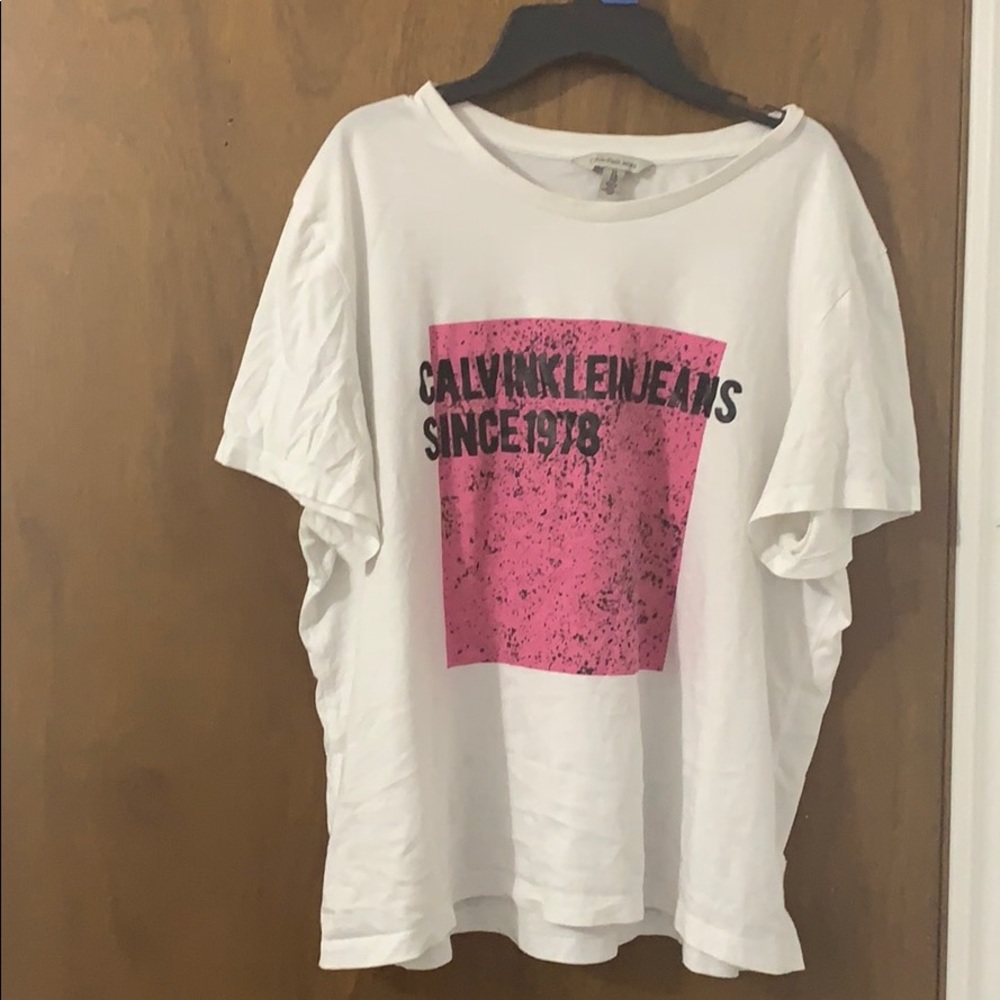 Calvin Klein T-shirt